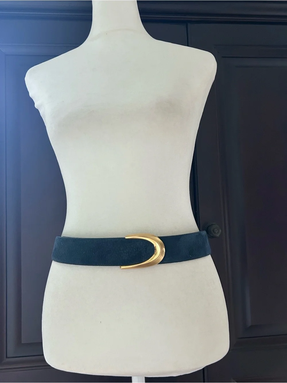 Vintage 80’s/90’s Toledano Genuine Leather Blue Suede Belt Gold Tone Buckle L